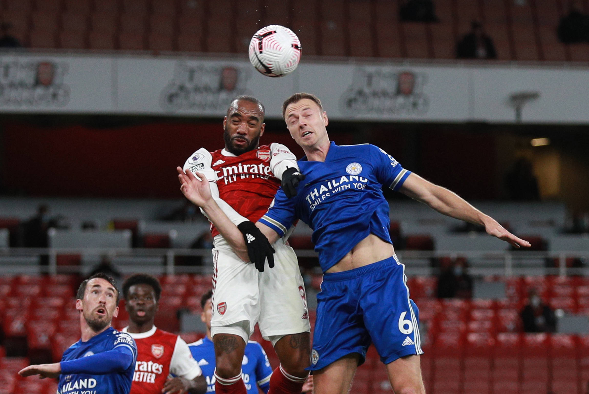 采取更大的 采取更大的