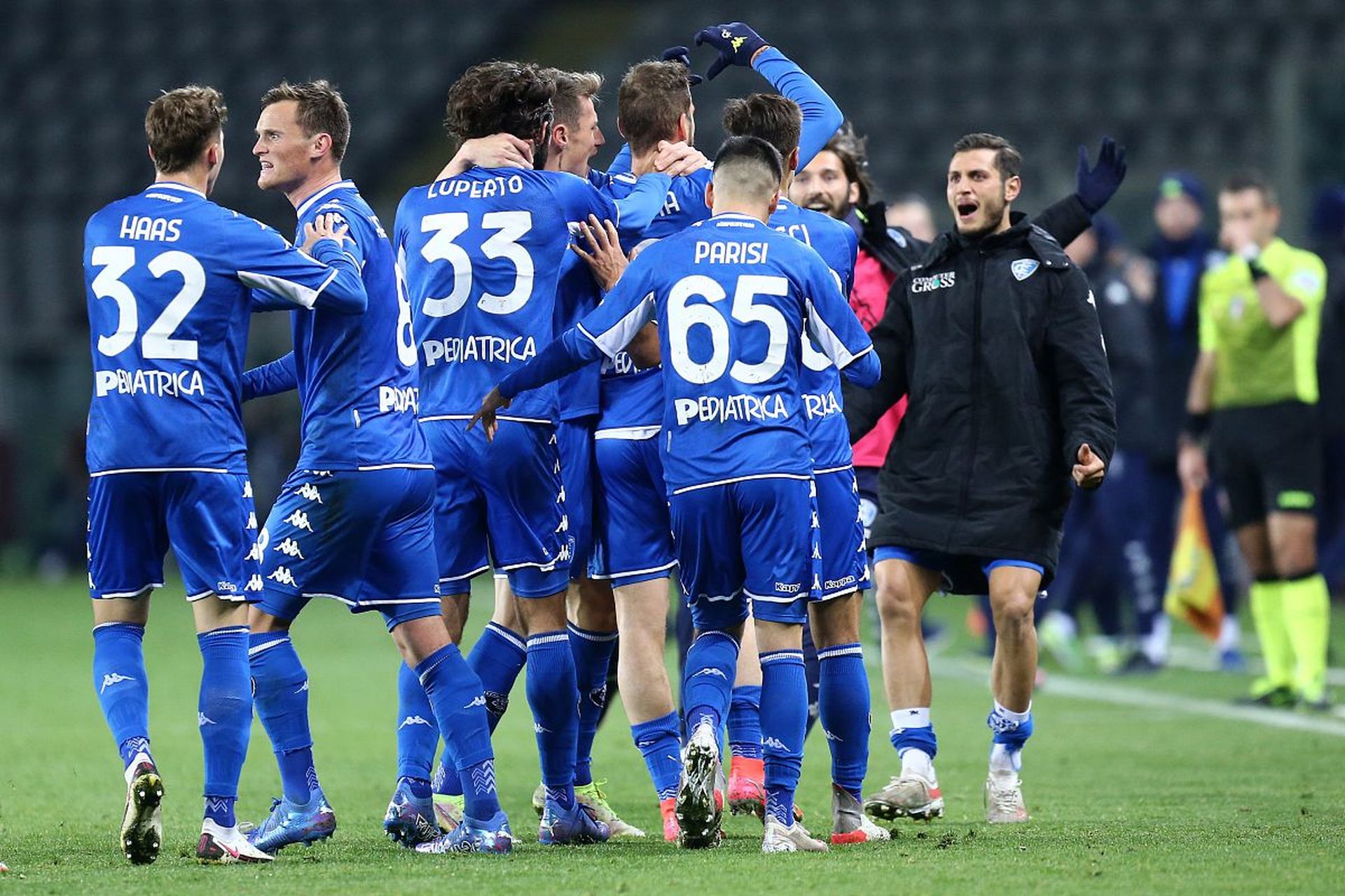 水般的配合 水般的配合